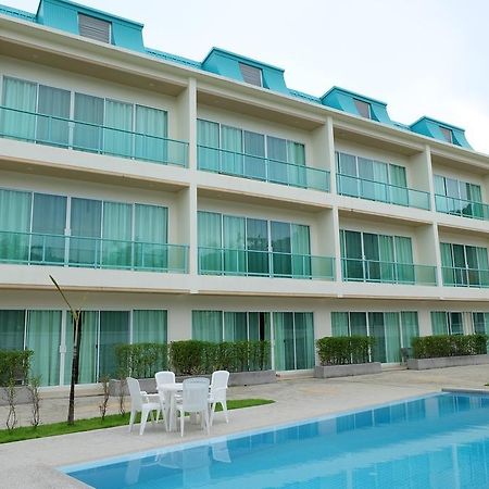 Condor Apartment Nai Harn Pokoj fotografie