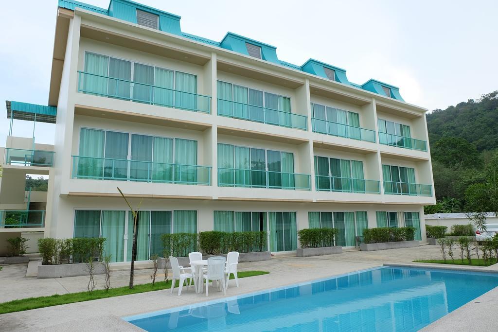 Condor Apartment Nai Harn Pokoj fotografie