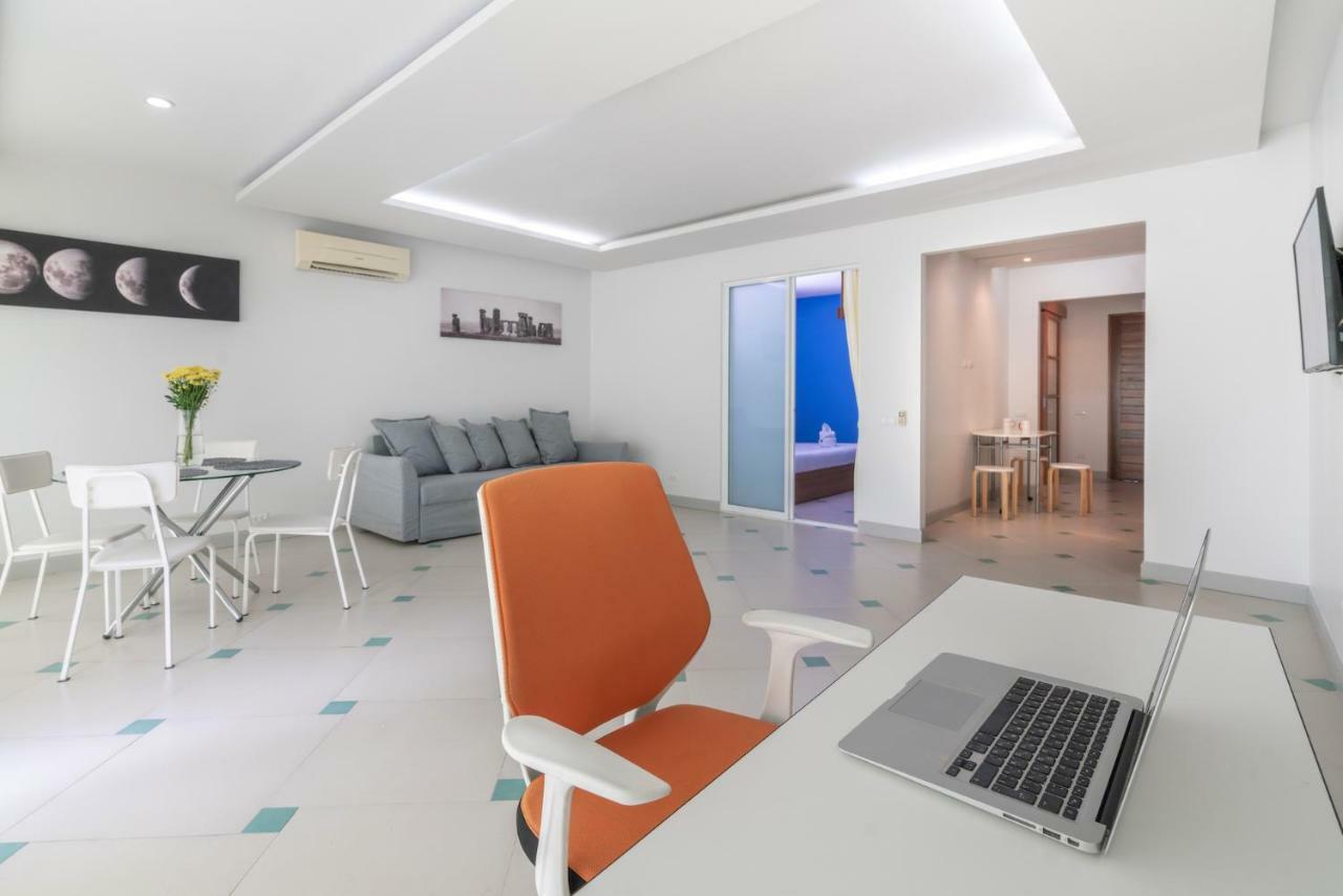 Condor Apartment Nai Harn Exteriér fotografie