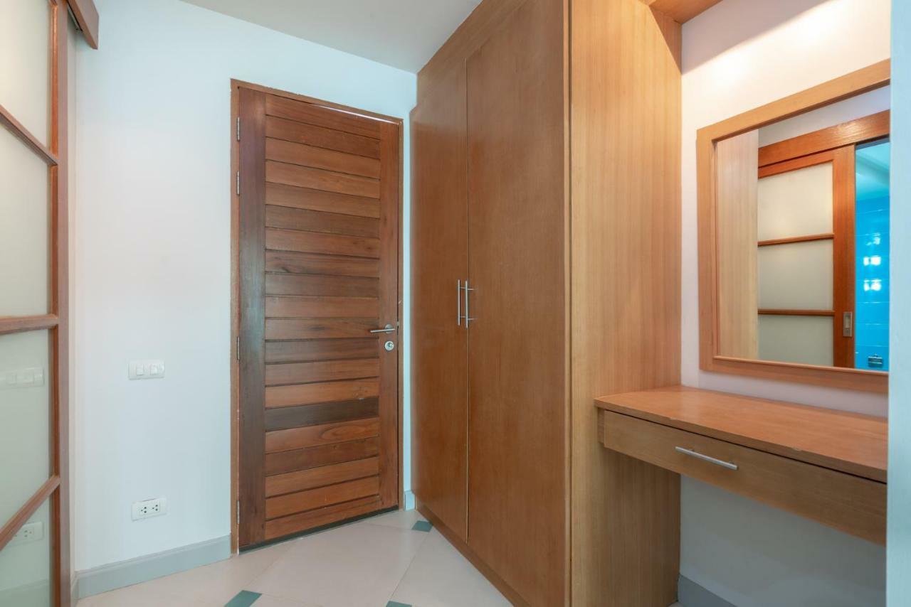 Condor Apartment Nai Harn Exteriér fotografie