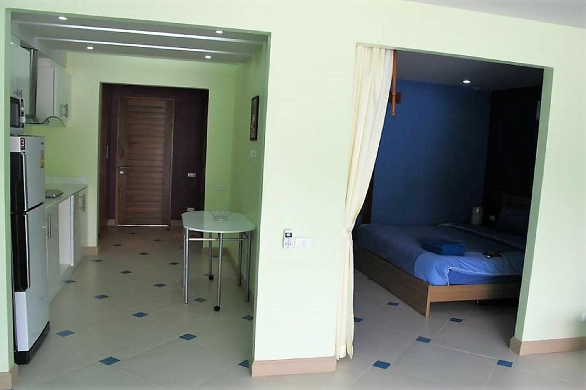 Condor Apartment Nai Harn Exteriér fotografie